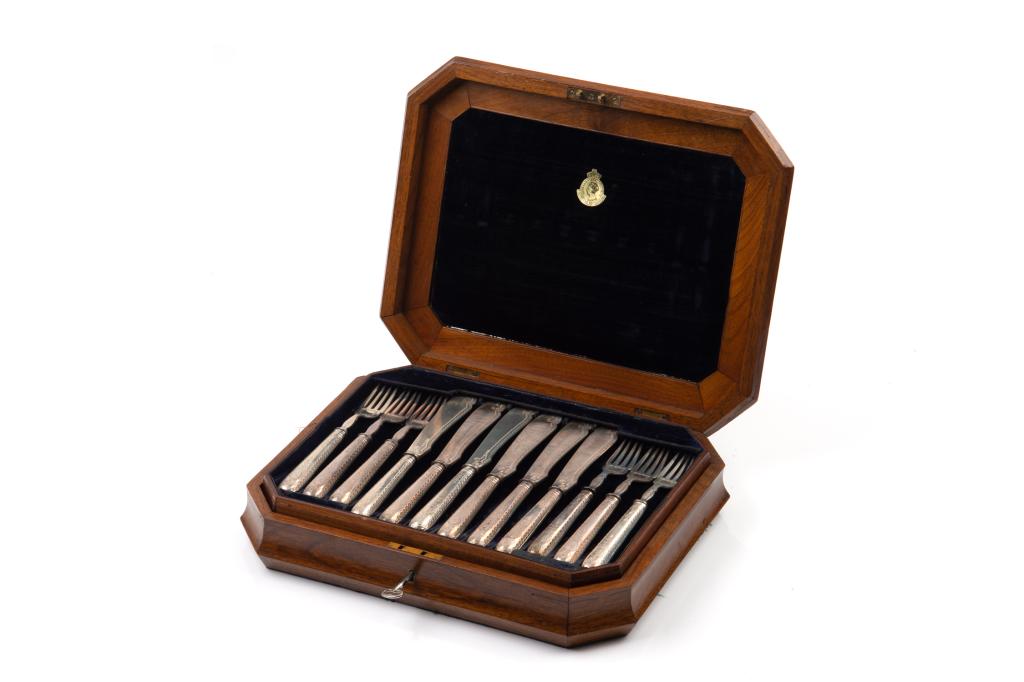 36 PIECE VICTORIAN ENGLISH SILVER FISH SERVICE: English sterling silver fish set with forks and knives, all hallmarked. Harrison Brothers & Howson (Henry Harrison), Sheffield, 1867. Fish service encased in a three tiered velvet lined walnut and bur