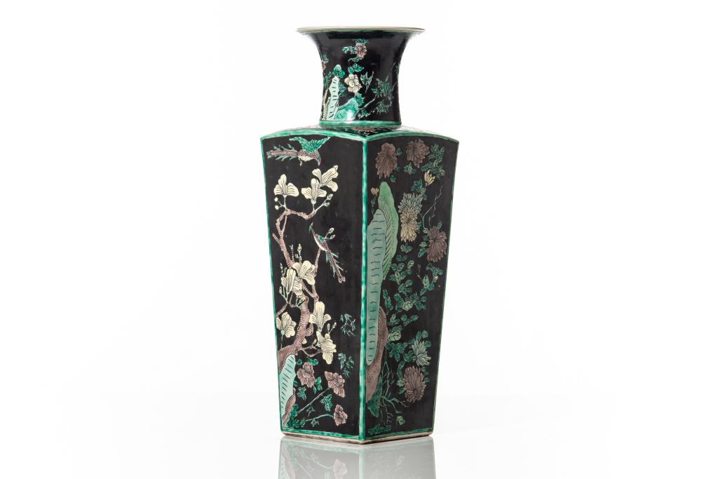 CHINESE FAMILLE NOIRE PORCELAIN SQUARE VASE: Painted with birds and flowers, lotus and garden scenes. H. 41cm (16 1/4 in.)