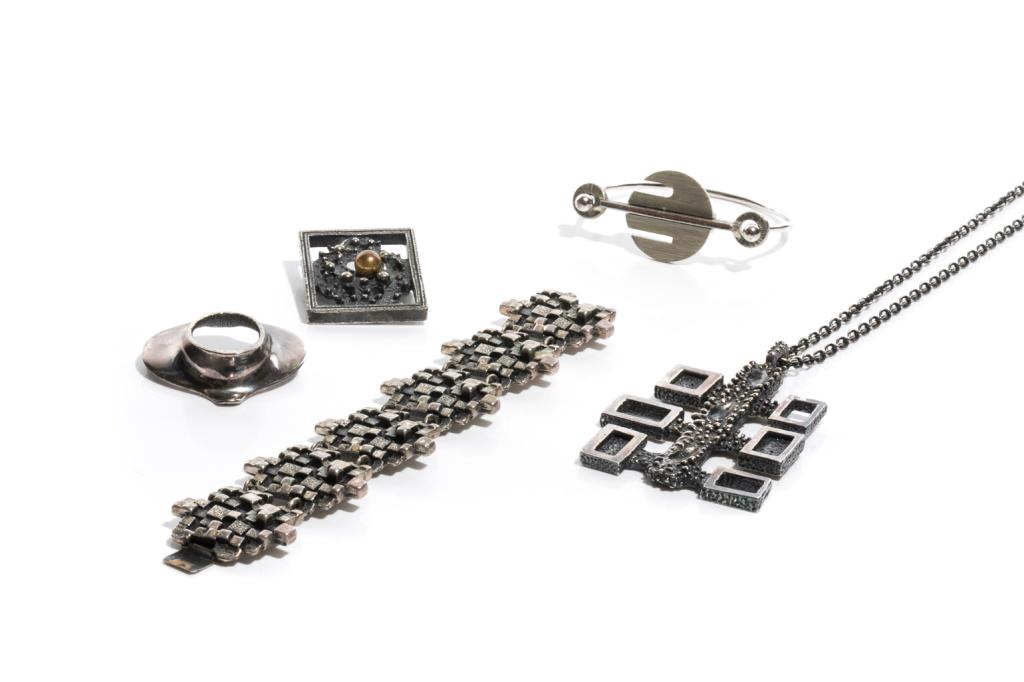 LOT OF VINTAGE BRUTALIST JEWELLERY: Guy Vidal bracelet and brooch together with a lot of Robert Larin jewellery including a necklace, bracelet and brooch.