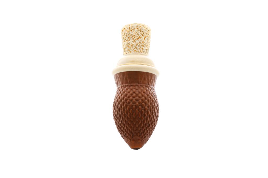 MOULDED GOURD CRICKET CAGE WITH NATURAL COVER: 民國 牙雕蓋匏製藤編紋蟈蟈罐 Cover elaborately and finely carved with intertwining luohan figures. Gourd moulded with a bas