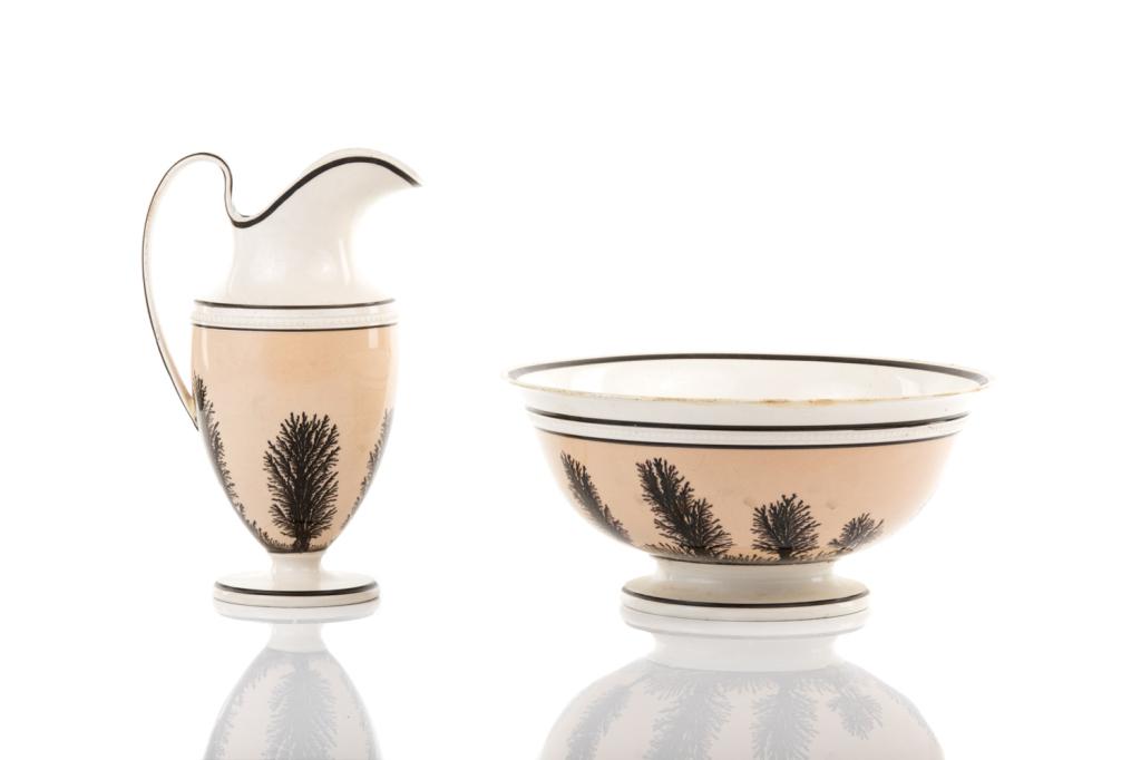 EARLY 19TH C FRENCH CREIL MOCHAWARE JUG & BASIN (1 of 4)