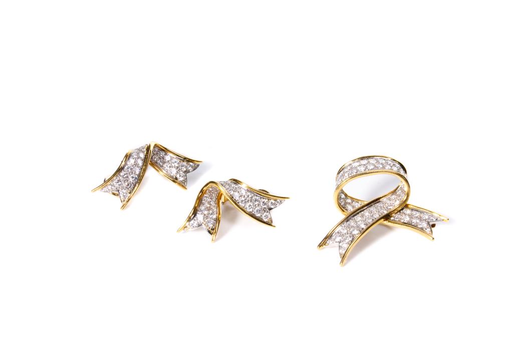 TIFFANY & CO PLATINUM, GOLD & DIAMOND DEMI PARURE, 20g (1 of 2)