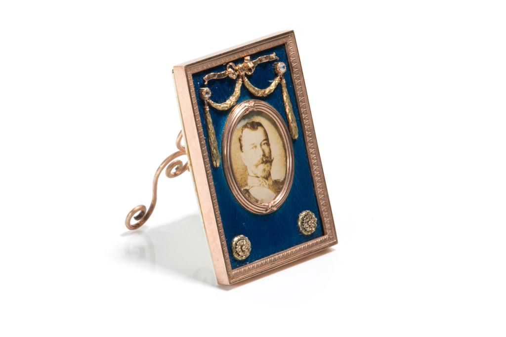 RUSSIAN SILVER GILT & ENAMEL PICTURE FRAME, 77g (1 of 4)