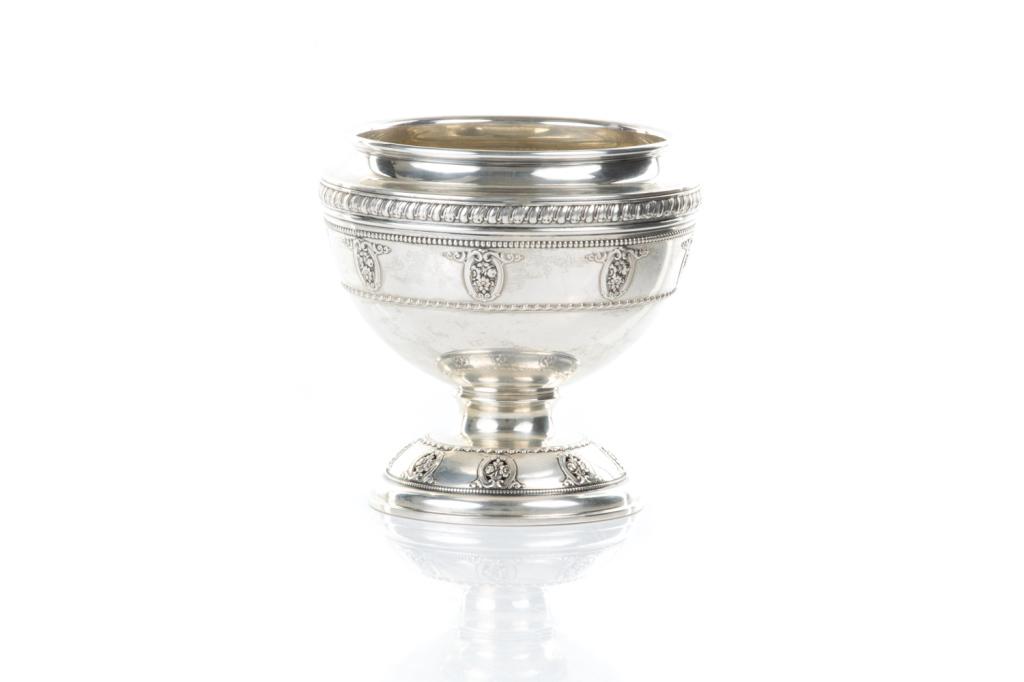 AMERICAN SILVER FOOTED BOWL, 274 g (1 of 4)