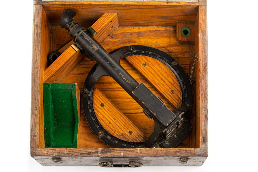 US NAVY BOXED ALIDADE (1 of 2)