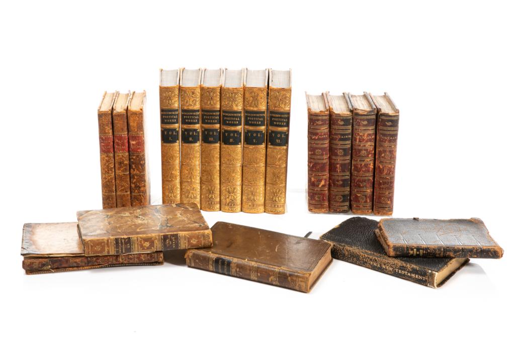 [BINDINGS] 18 volumes sold together (1 of 6)