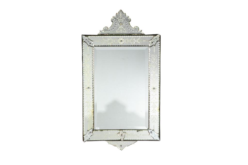 VINTAGE VENETIAN MURANO GLASS MIRROR (1 of 3)