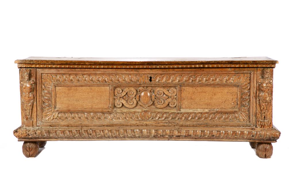 ANTIQUE CARVED ITALIAN CASSONE CHEST (1 of 4)