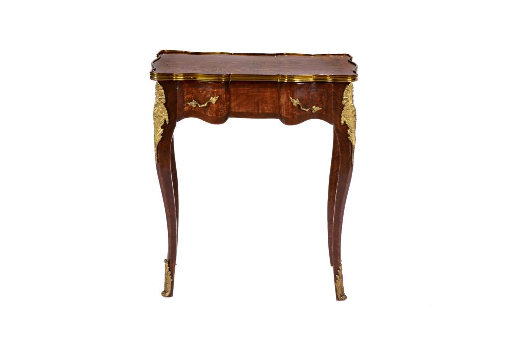 SMALL 20TH C FRENCH OCCASIONAL TABLE (1 of 3)