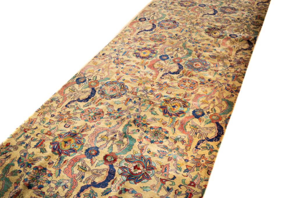 INDIAN WOOL CARPET (1 of 6)