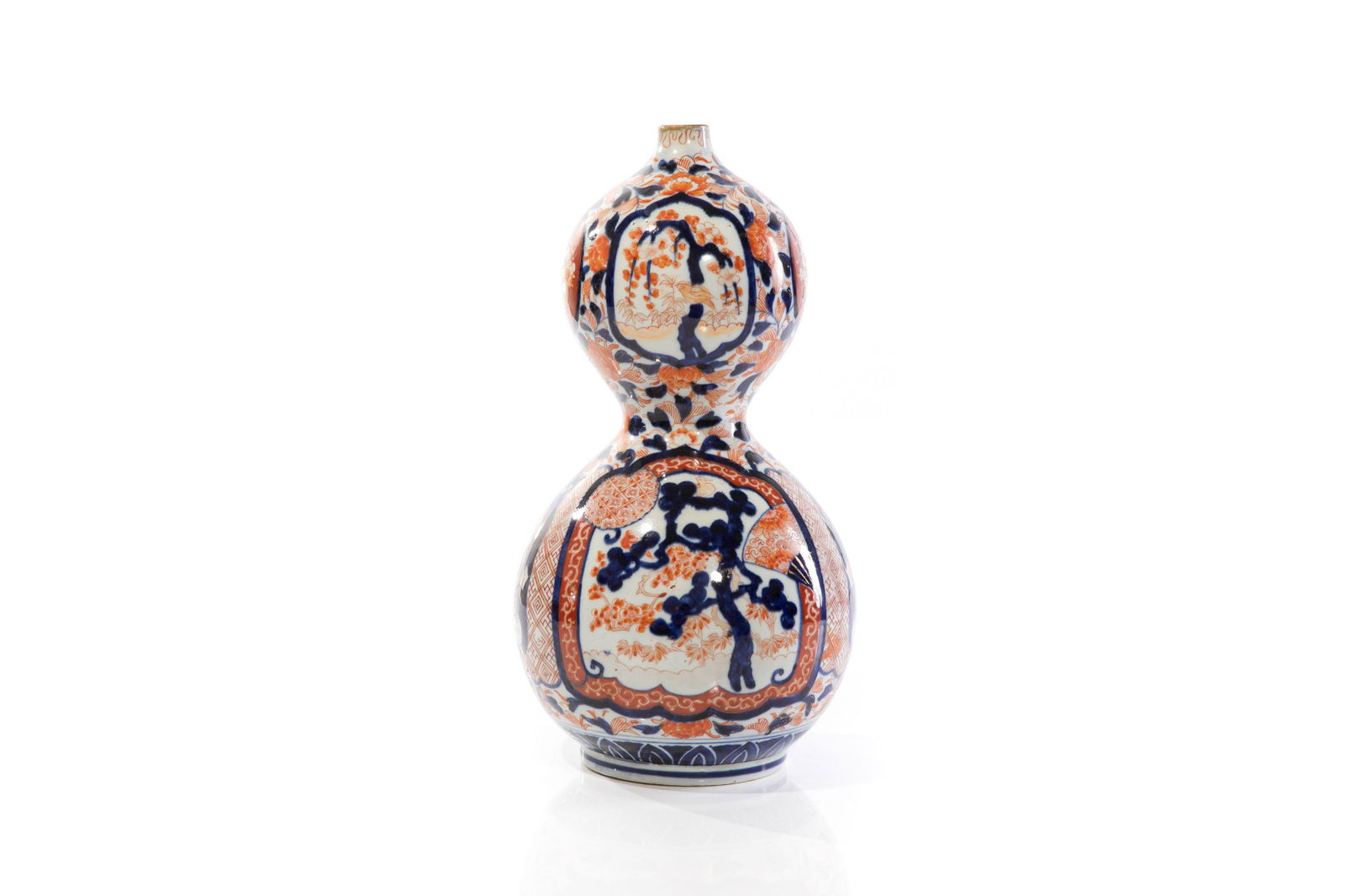 JAPANESE IMARI PORCELAIN DOUBLE GOURD FORM VASE (1 of 2)