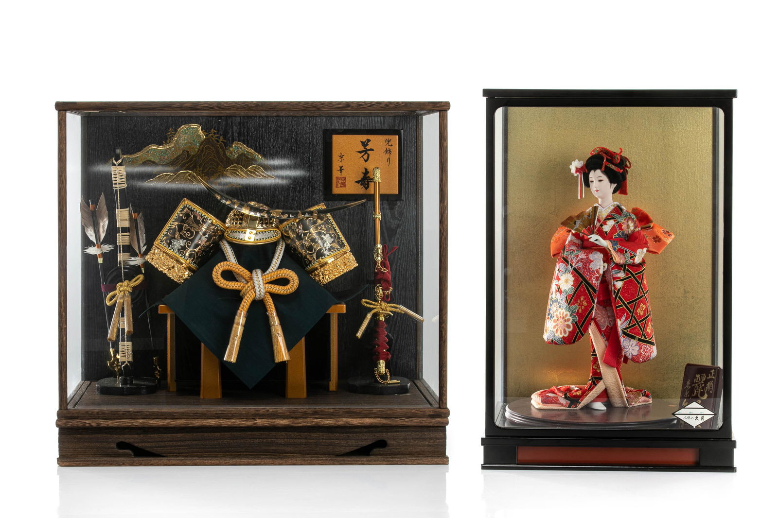 VINTAGE KYUGETSA HINA DOLL AND DECORATIVE ARMOUR (1 of 11)