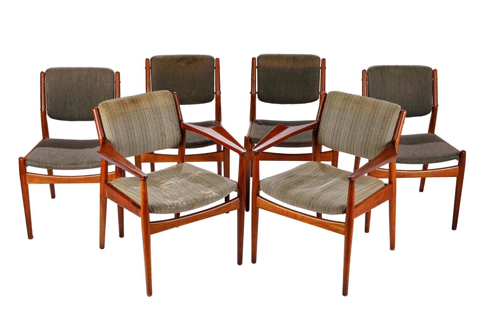 EIGHT MCM ARNE VODDER DANISH TEAK DINING CHAIRS: Including six side chairs and two arm chairs with mixed upholstery. By Sibast Mobler, Denmark, imported by George Tanier. Stamped with Tanier mark. Some variability between sizes, but each are approxi