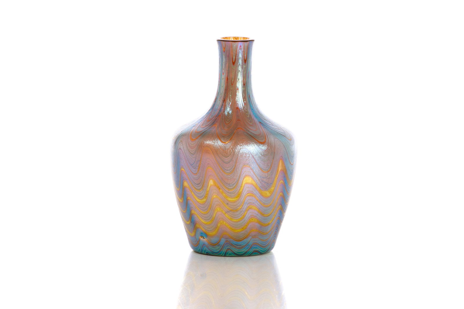 LOETZ IRIDESCENT GLASS VASE (1 of 4)