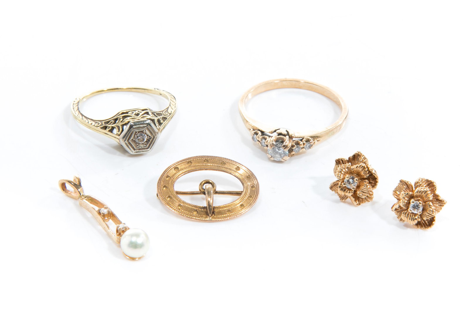 GROUP OF 14 KARAT GOLD JEWELLERY, 9g (1 of 1)