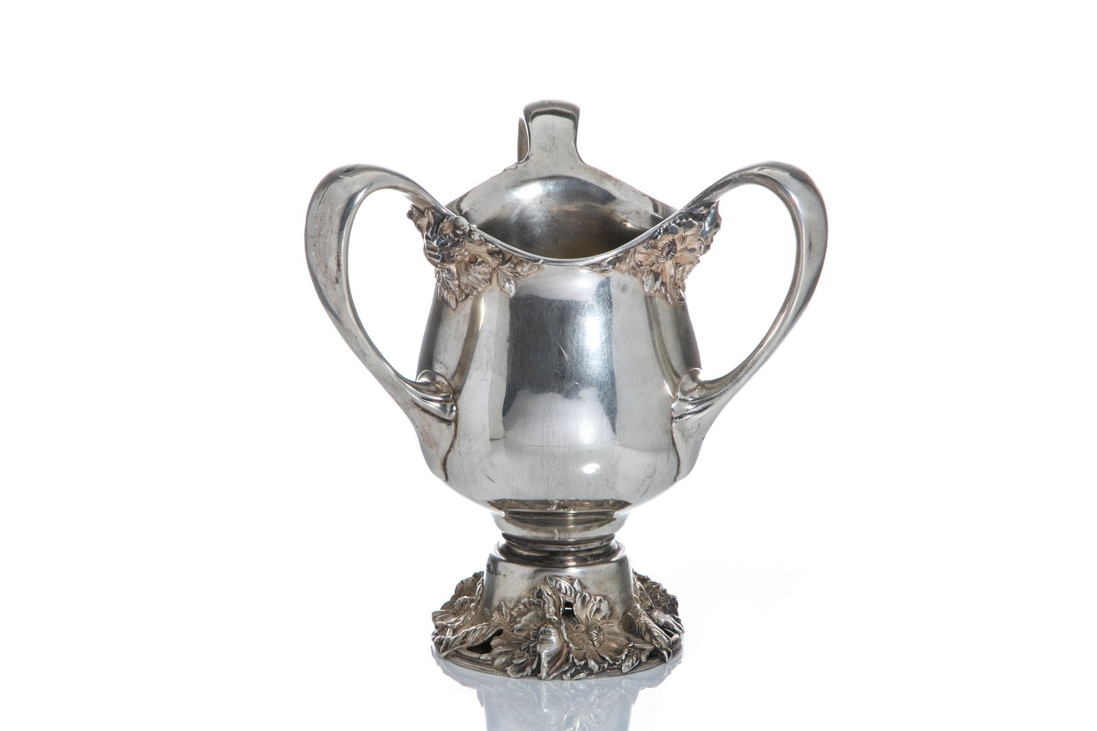 19TH C AMERICAN SILVER CUP 975g (1 of 6)