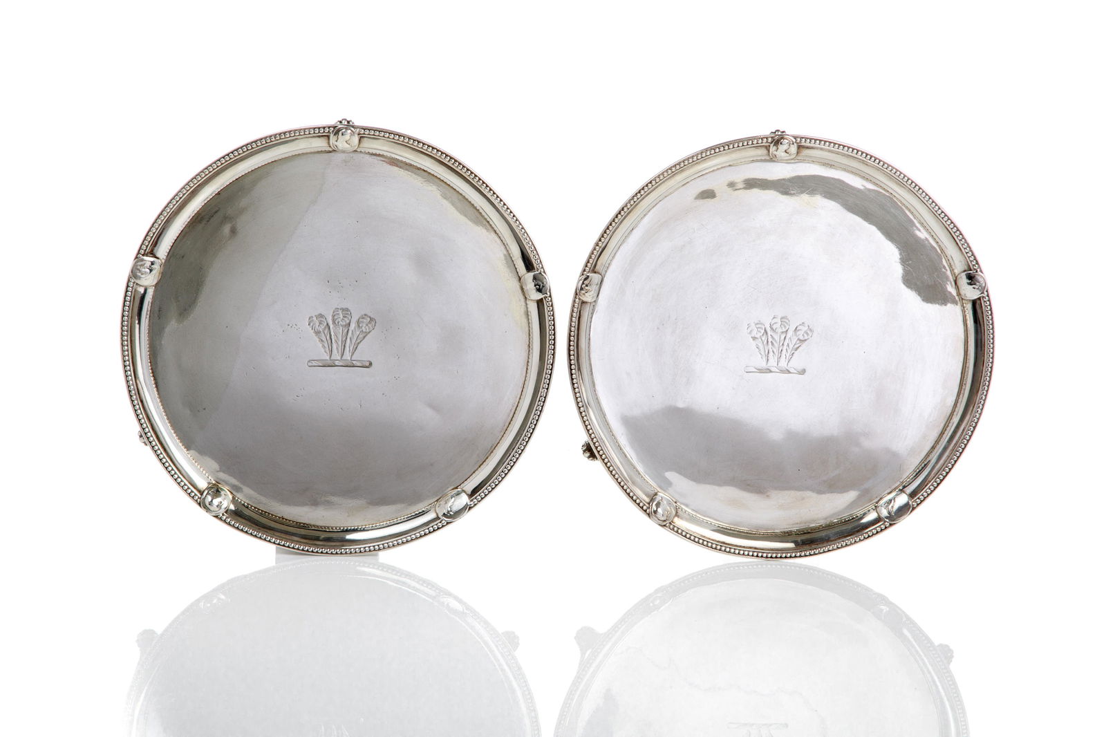 PAIR OF GEORGE III SILVER FOOTED TRAYS, 1,123g (1 of 5)