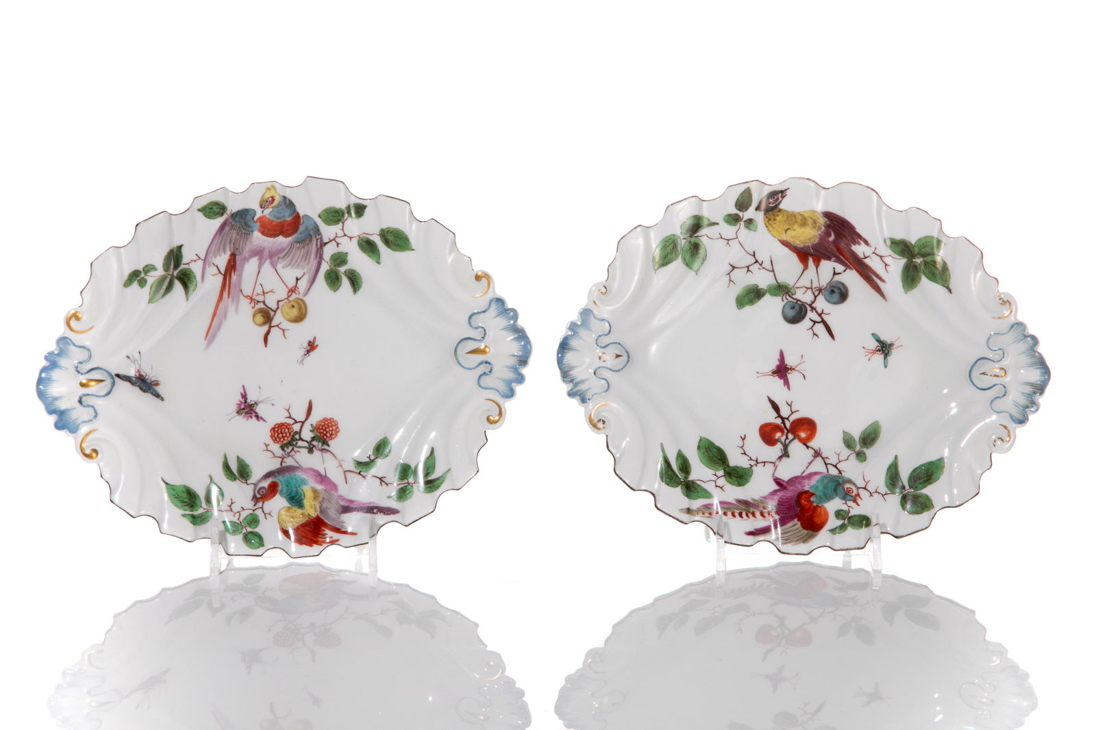 PAIR OF 18TH C CHELSEA MOULDED PORCELAIN DISHES (1 of 4)