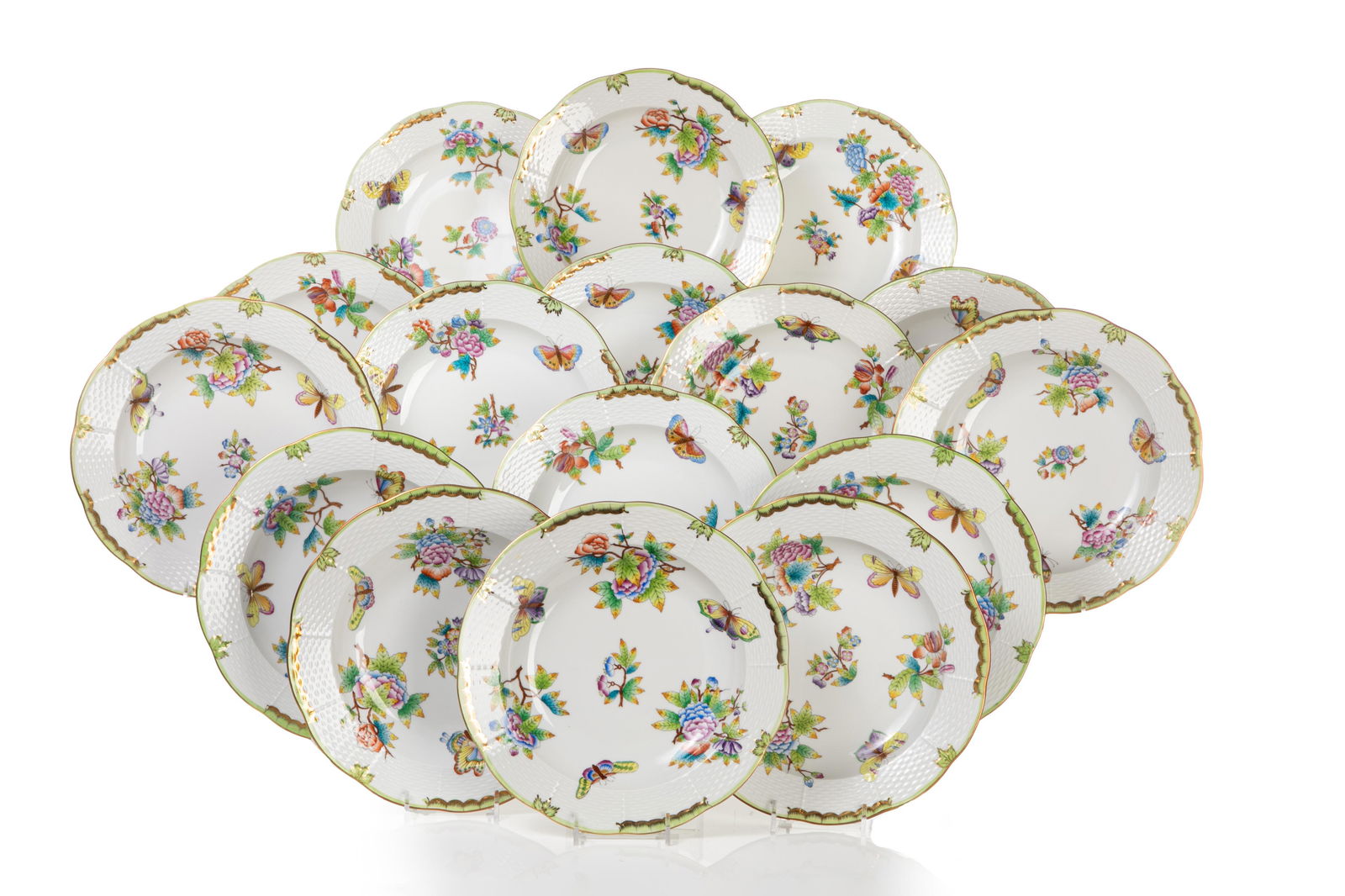 SIXTEEN HEREND QUEEN VICTORIA LARGE SOUP BOWLS (1 of 3)