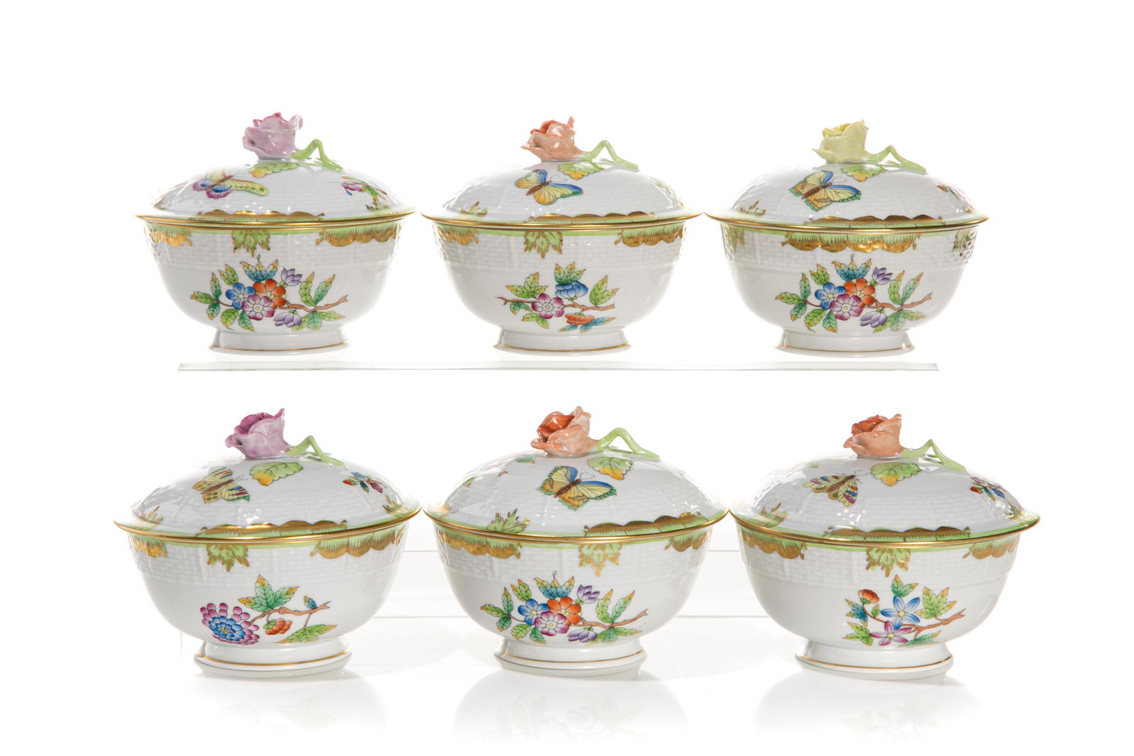 SIX HEREND QUEEN VICTORIA PATTERN LIDDED BOWL (1 of 3)