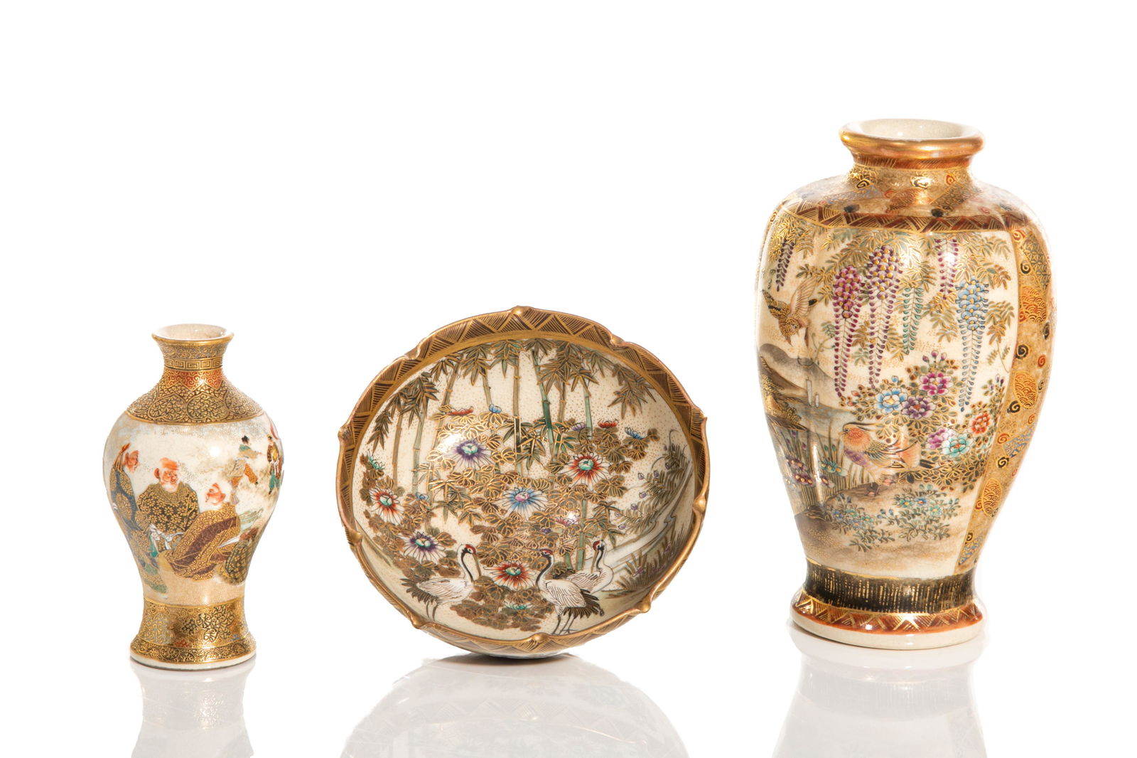 THREE SMALL JAPANESE SATSUMA VESSELS (1 of 3)