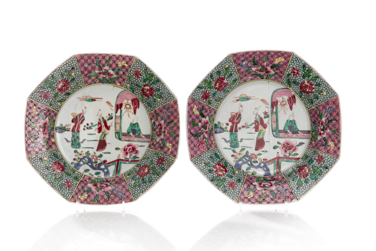 PAIR OF FAMILLE ROSE PORCELAIN PLATES (1 of 2)