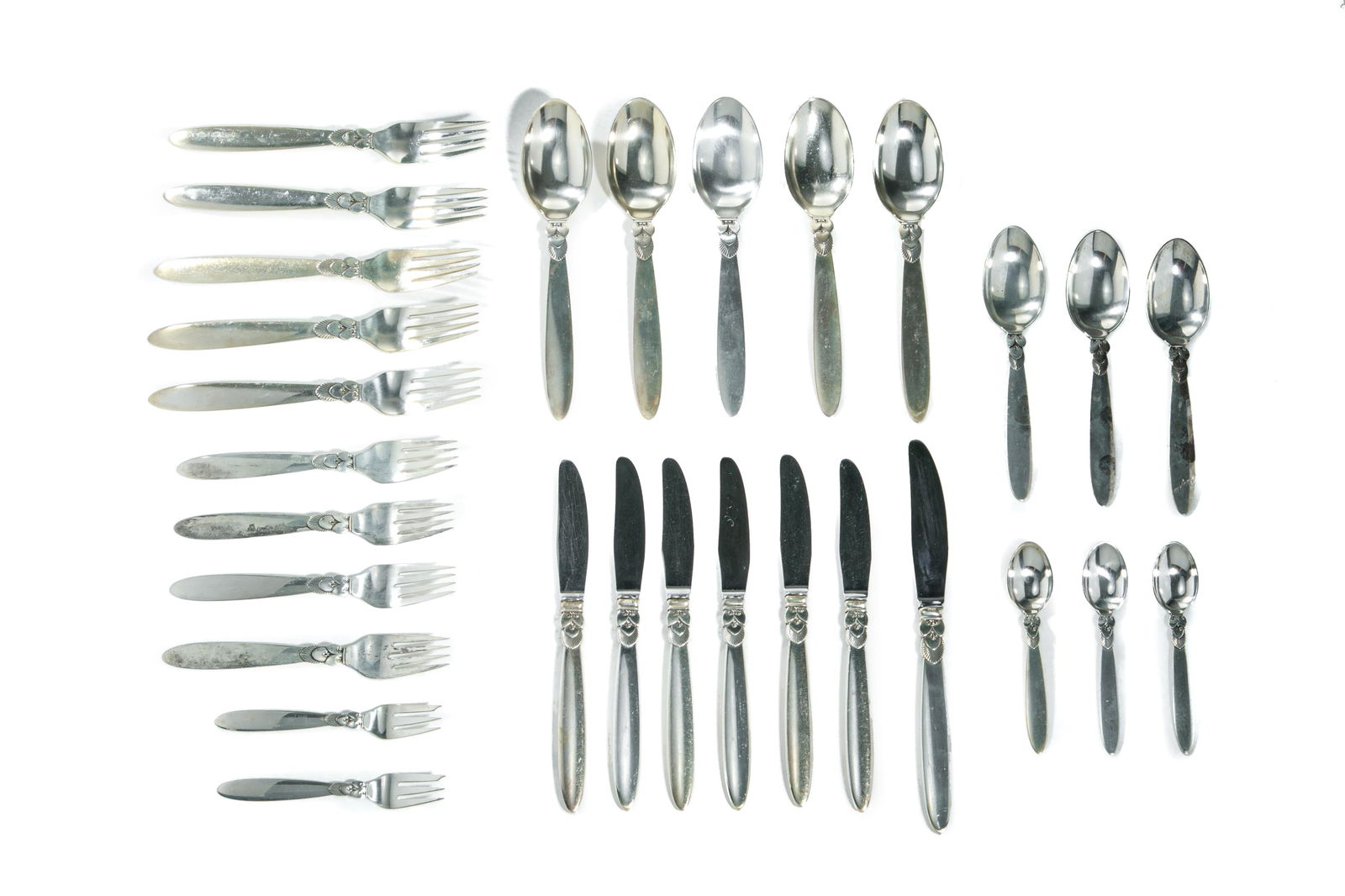 29 PCS GEORG JENSEN CACTUS SILVER FLATWARE, 1,184g (1 of 5)
