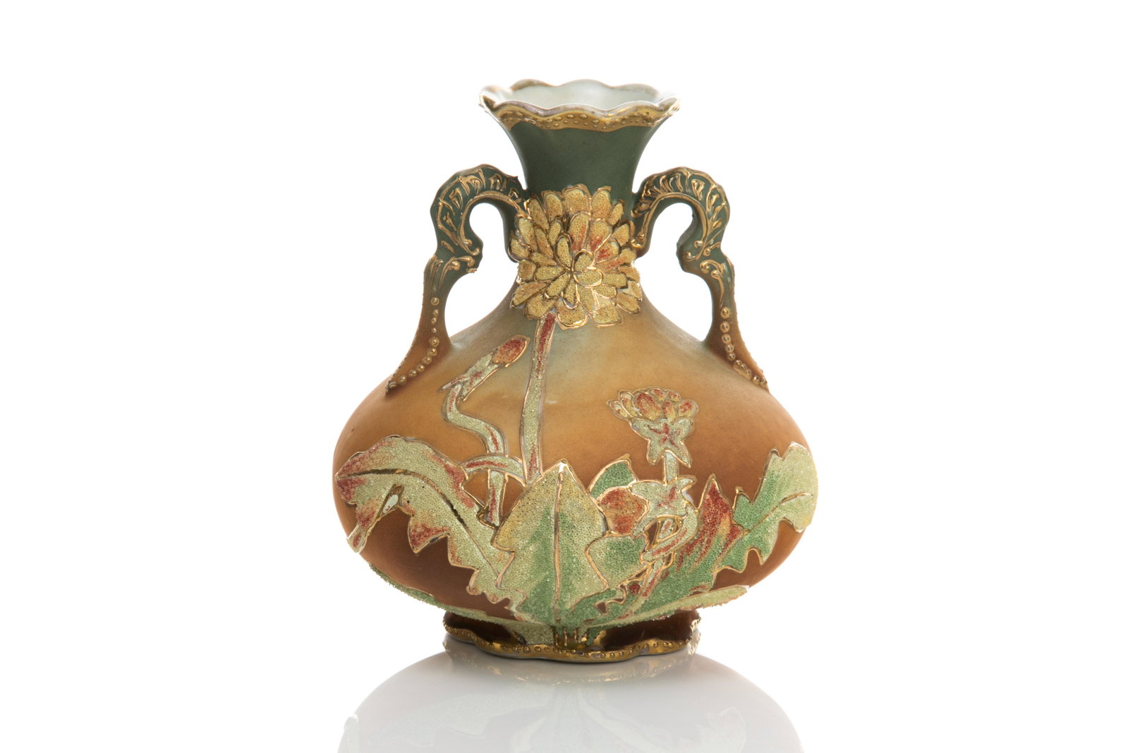NIPPON CORALENE ART NOUVEAU PORCELAIN VASE: A two handled bulbous form vase in gradual orange glazed matte ground with flowers in Coralene. Japanese, Royal Kinran U.S. Patent 1909 mark. H. 14 cm (5 1/2 in).