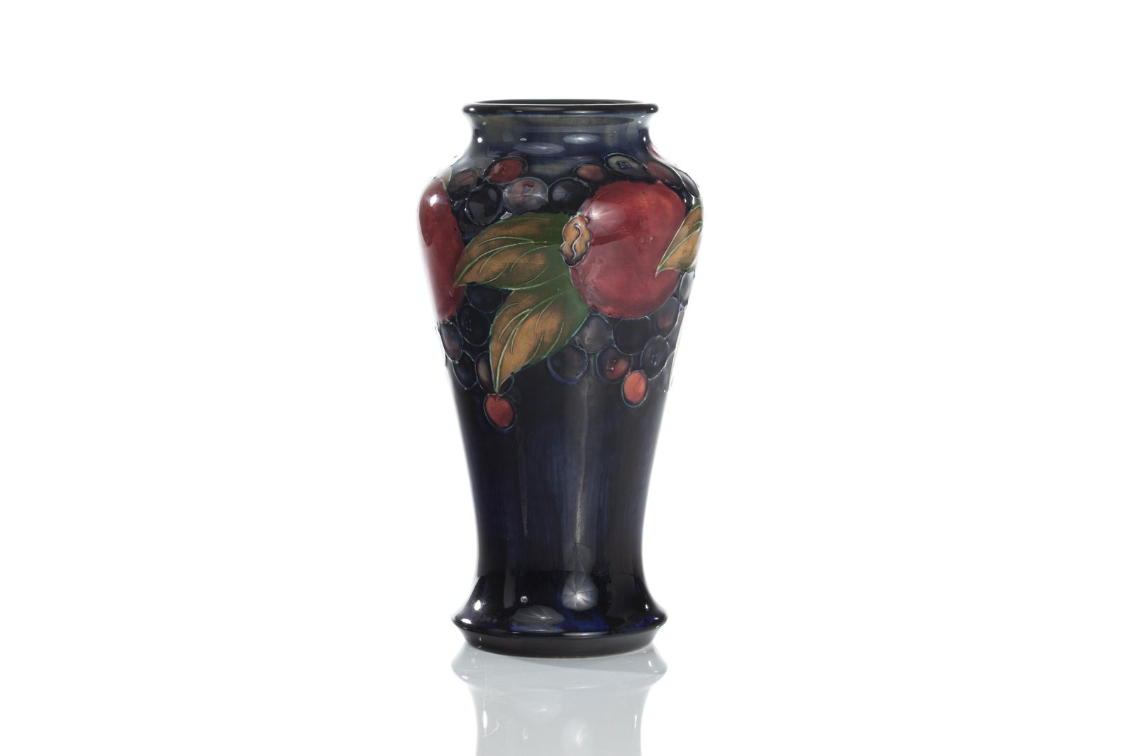 MOORCROFT POMEGRANATE VASE (1 of 4)