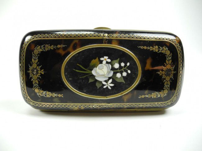 TORTOISE SHELL & PIETRE DURE CASE: With mixed metal piquet inlay. Original glasses inside. L 15 cm. (6 in.)