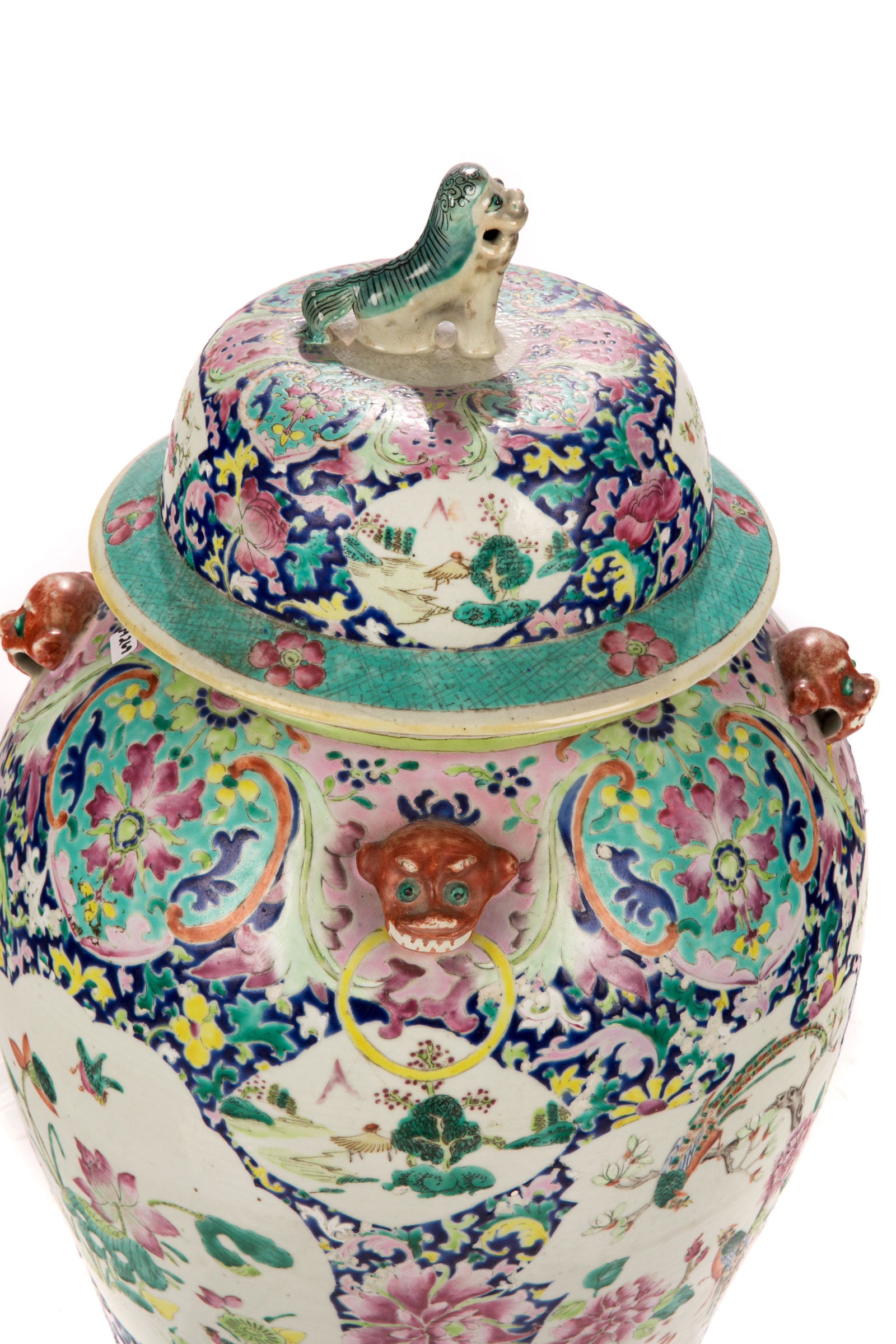 CHINESE FAMILLE ROSE PORCELAIN TEMPLE JAR (1 of 4)