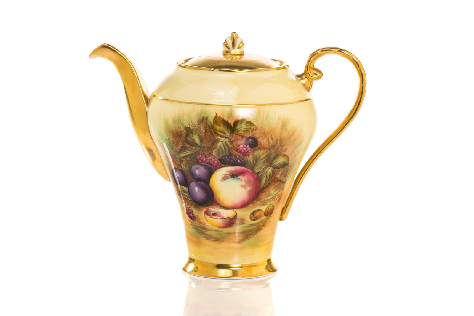 AYNSLEY PORCELAIN FRUIT & GOLD COFFEE POT: An Aynsley Orchard Fruit pattern coffee pot, hand painted bone china with gilding and scalloped edge. Signed D. Jones, with marks for Aynsley to base, circa 1950s. H. to finial: 22cm (8 5/8in)