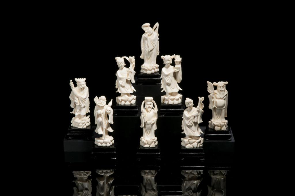 CHINESE NATURAL CARVED EIGHT IMMORTALS SET (1 of 2)