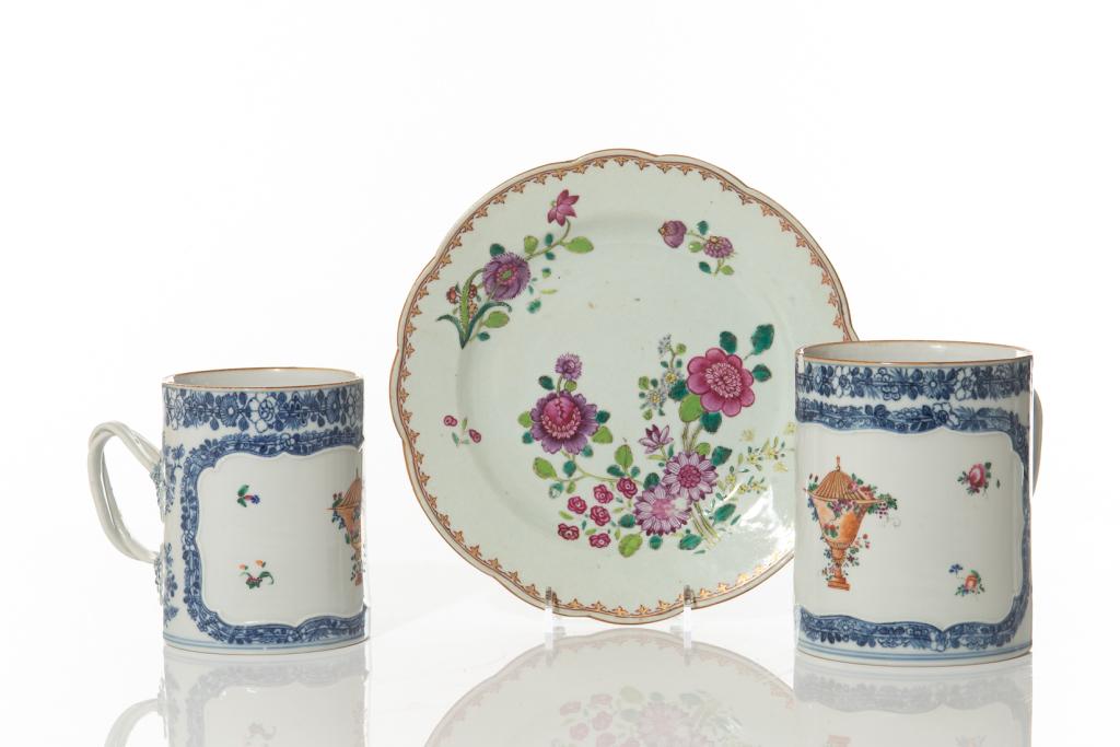 THREE 18TH C CHINESE EXPORT PORCELAIN PIECES (1 of 1)