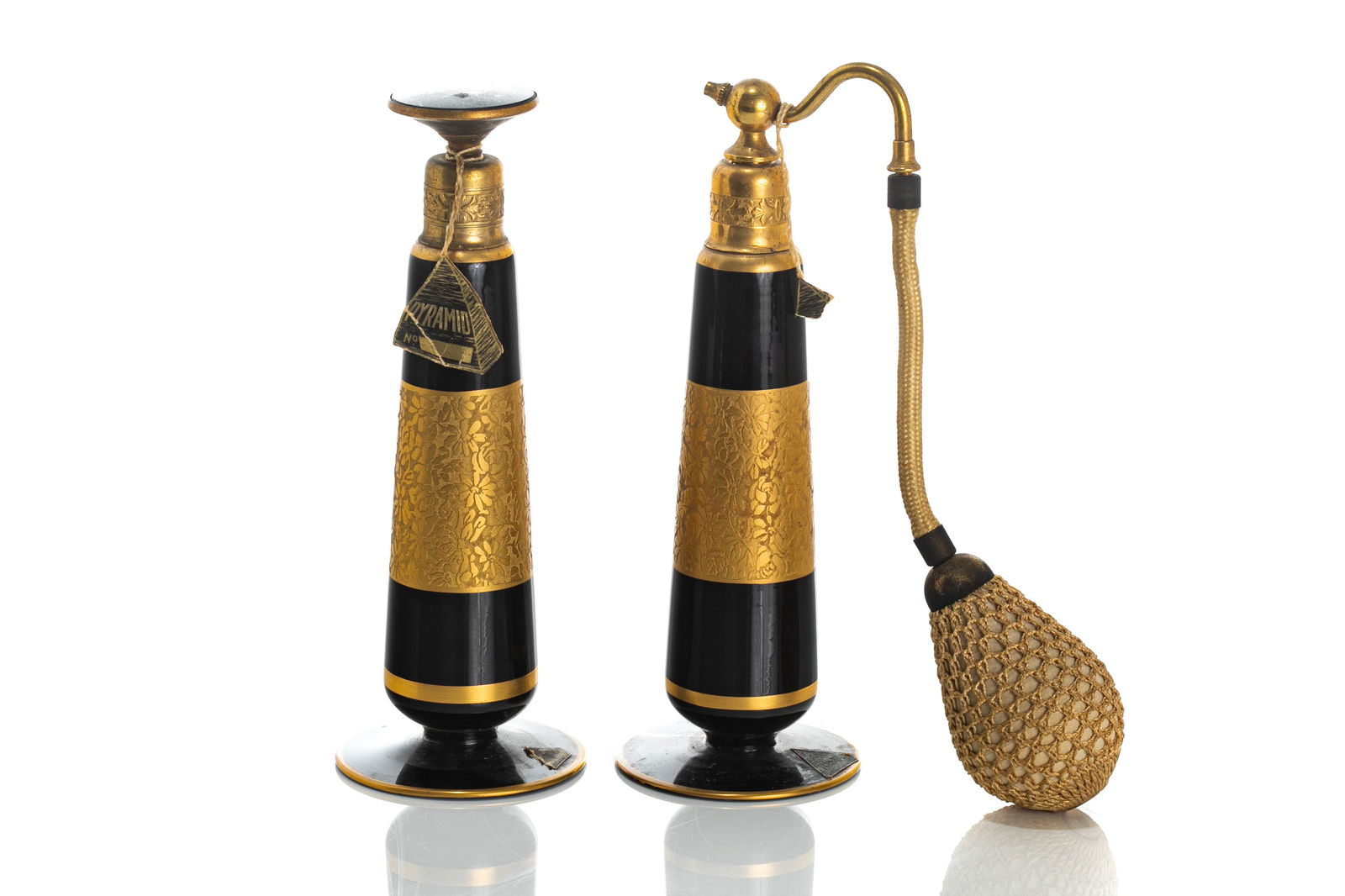 PAIR OF DEVILBISS ART DECO GLASS PERFUME BOTTLES (1 of 4)