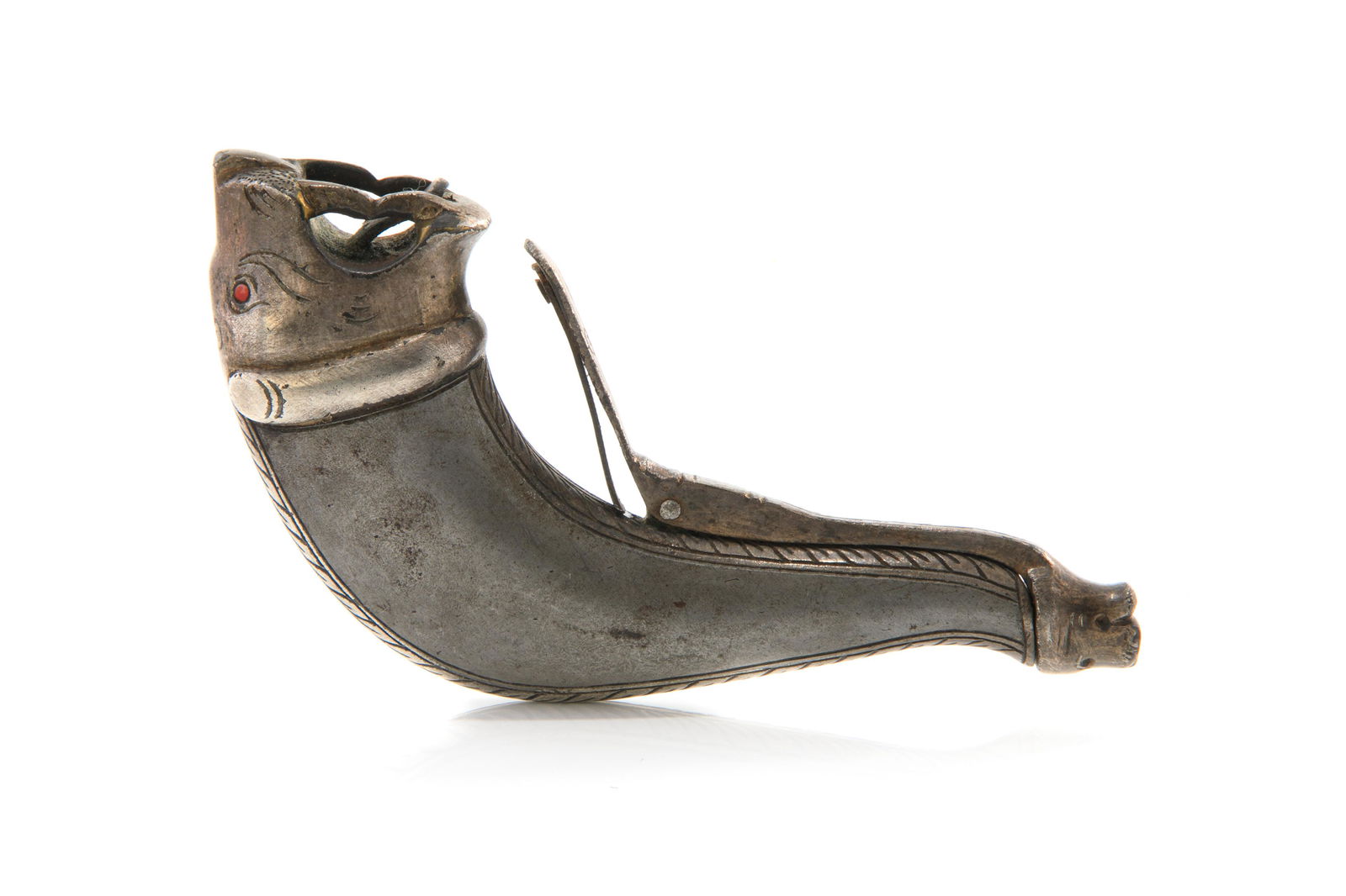 AN INDIAN POWDER HORN (1 of 5)