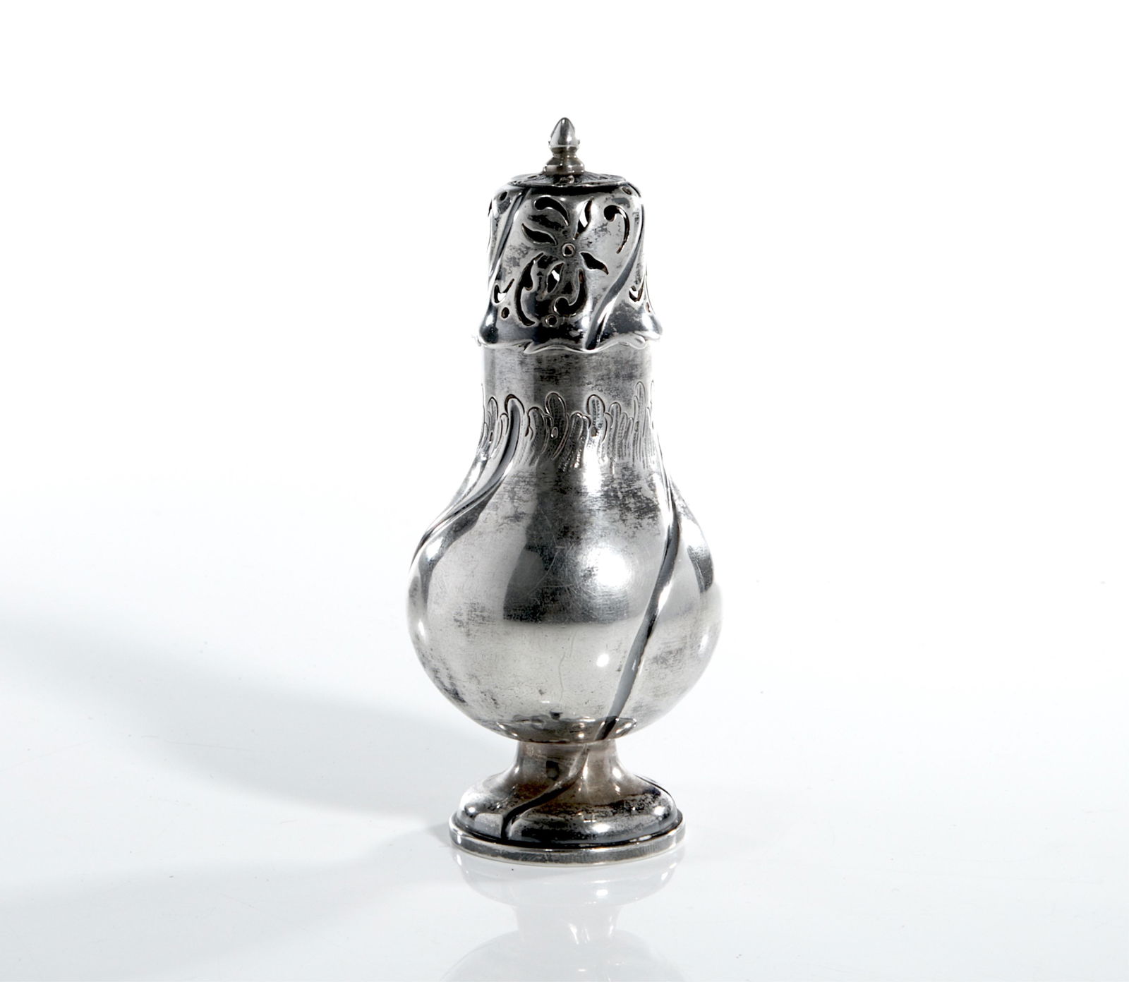 18th CENTURY DUTCH SILVER CASTER (1 of 2)
