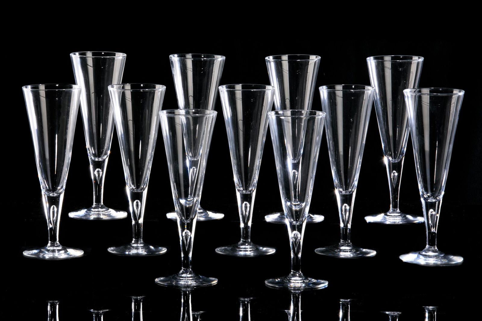TWELVE STEUBEN CLEAR GLASS CHAMPAGNE FLUTES (1 of 2)