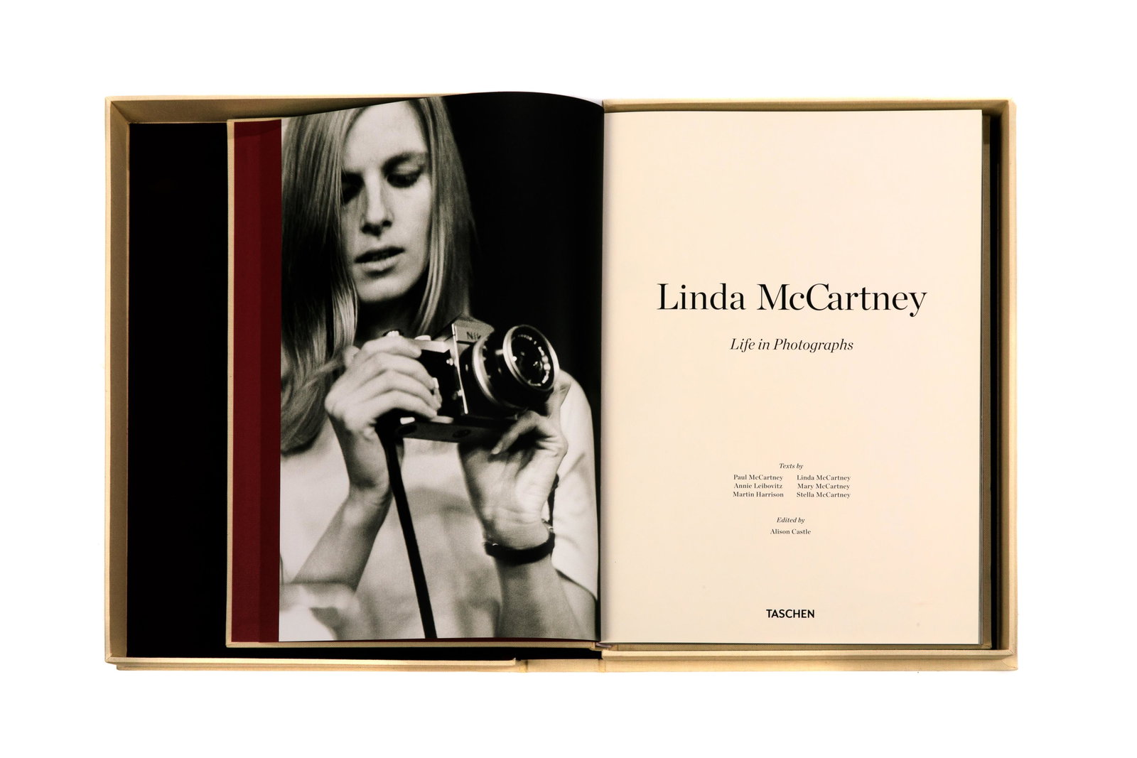 LINDA MCCARTNEY LIFE IN PHOTOGRAPHS LIMITED SIGNED (1 of 8)