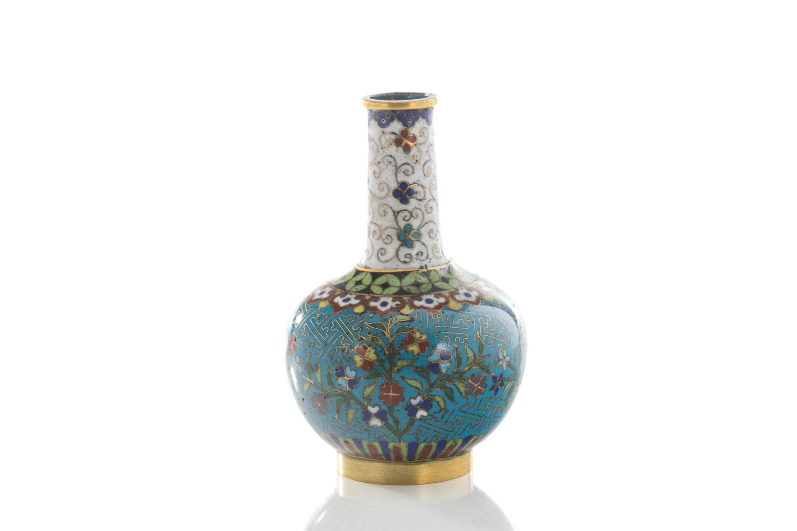 SMALL CHINESE CLOISONNE VASE (1 of 2)