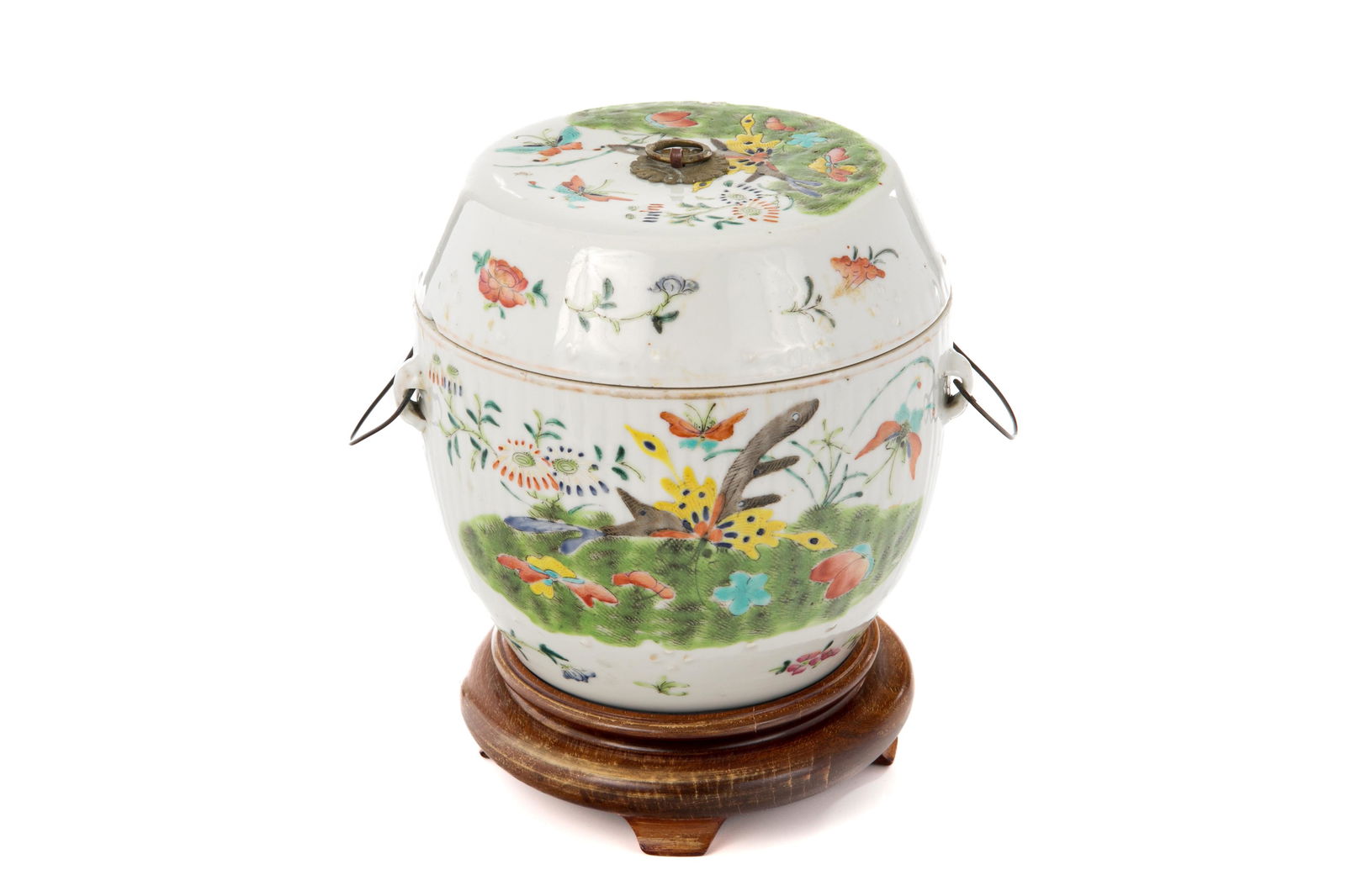 CHINESE FAMILLE ROSE COVERED JAR WITH WOOD STAND (1 of 5)