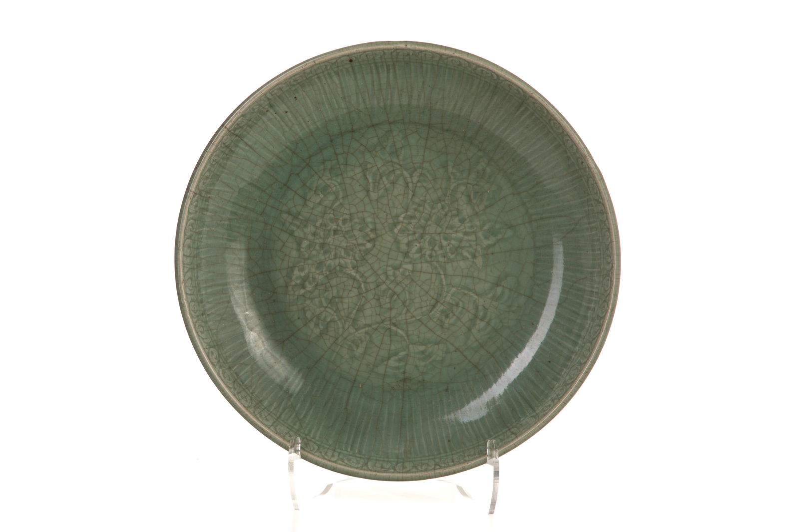 LARGE CHINESE LONGQUAN CELADON POTTERY CHARGER (1 of 4)