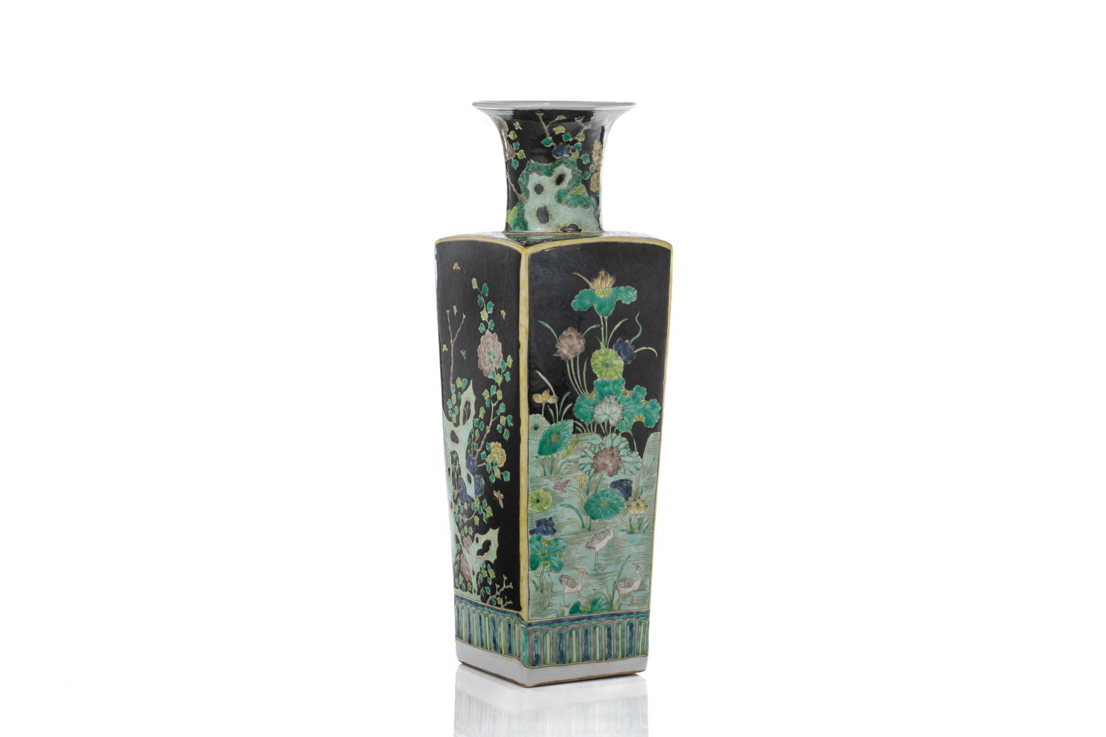 A CHINESE FAMILLE NOIRE PORCELAIN SQUARE VASE (1 of 5)
