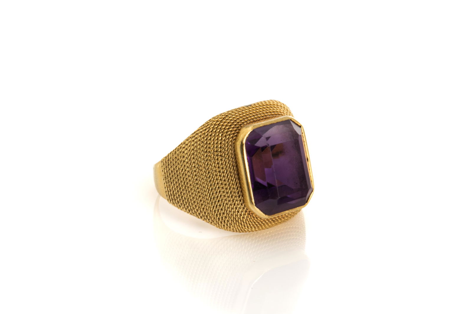 18K GOLD AMETHYST COCKTAIL RING, 6.5g (1 of 4)
