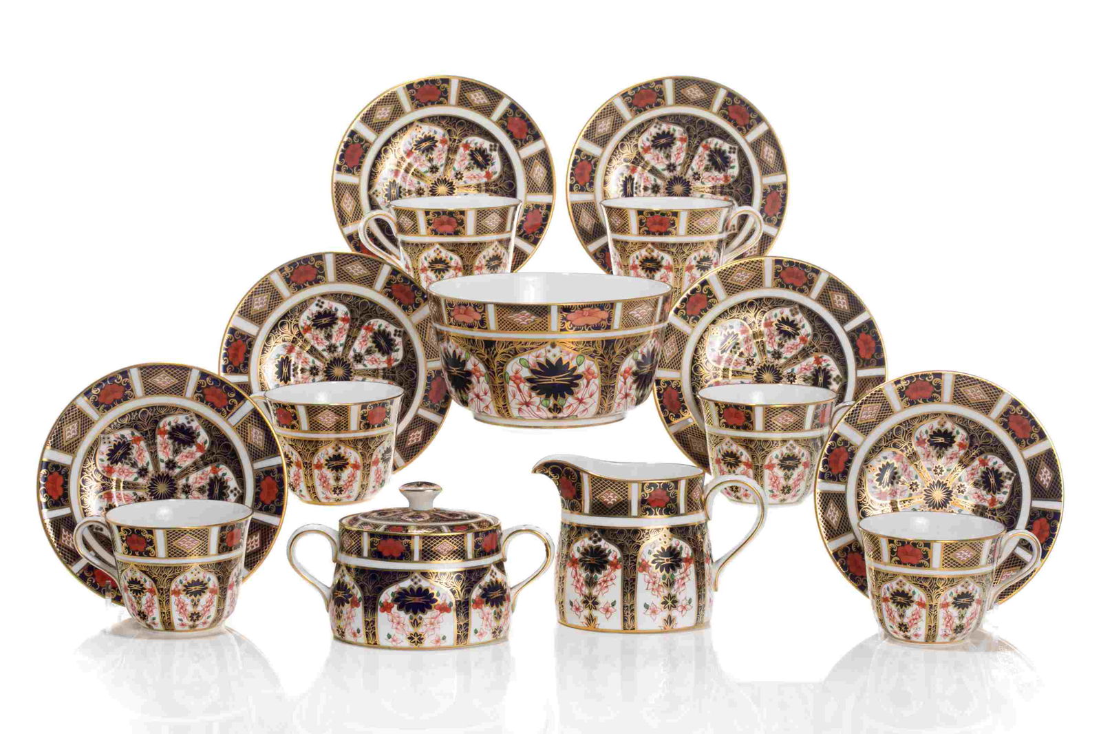 ROYAL CROWN DERBY IMARI PARTIAL TEA SERVICE (1 of 2)