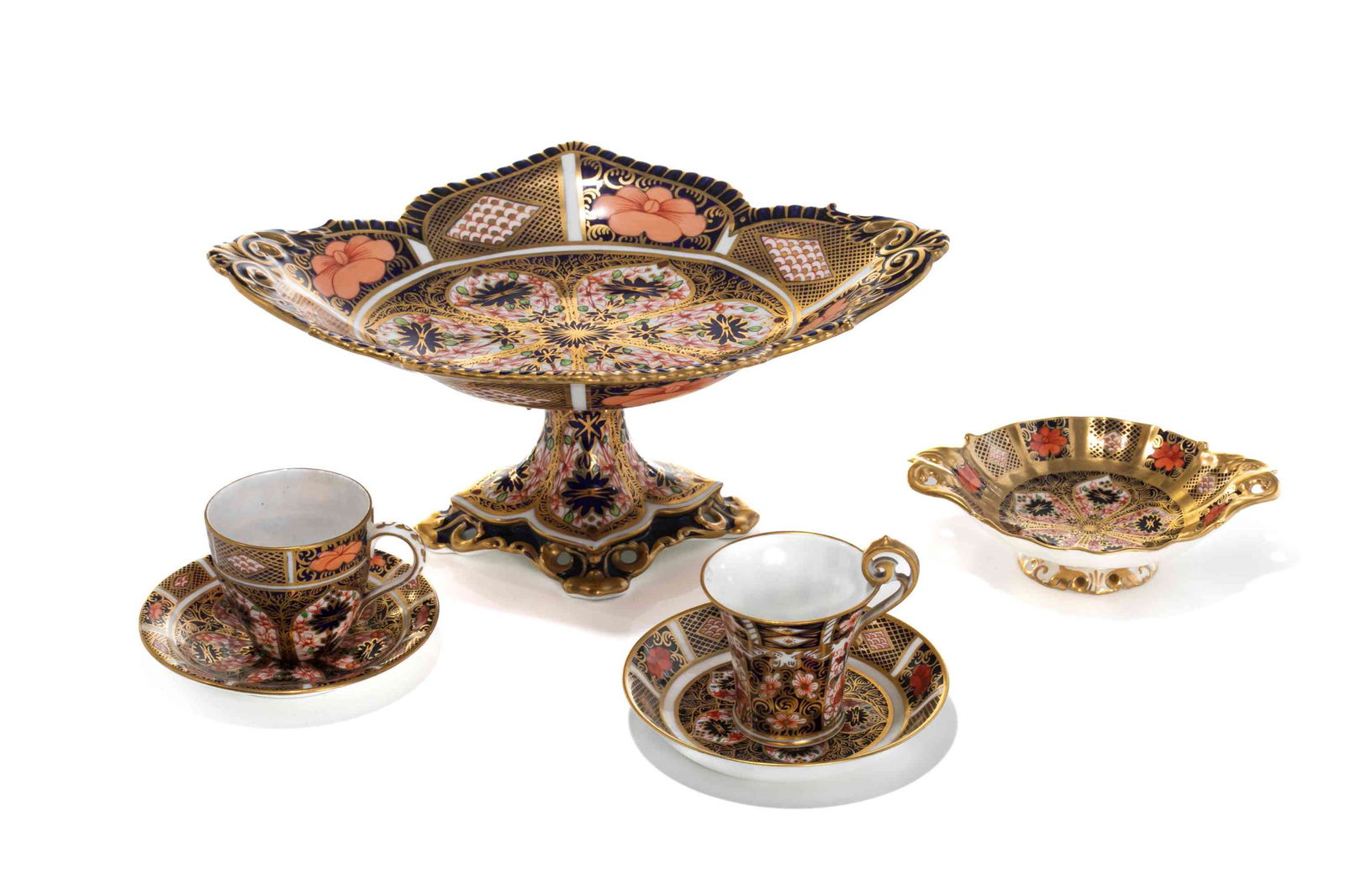 GROUP OF EARLY ROYAL CROWN DERBY IMARI PORCELAIN (1 of 4)