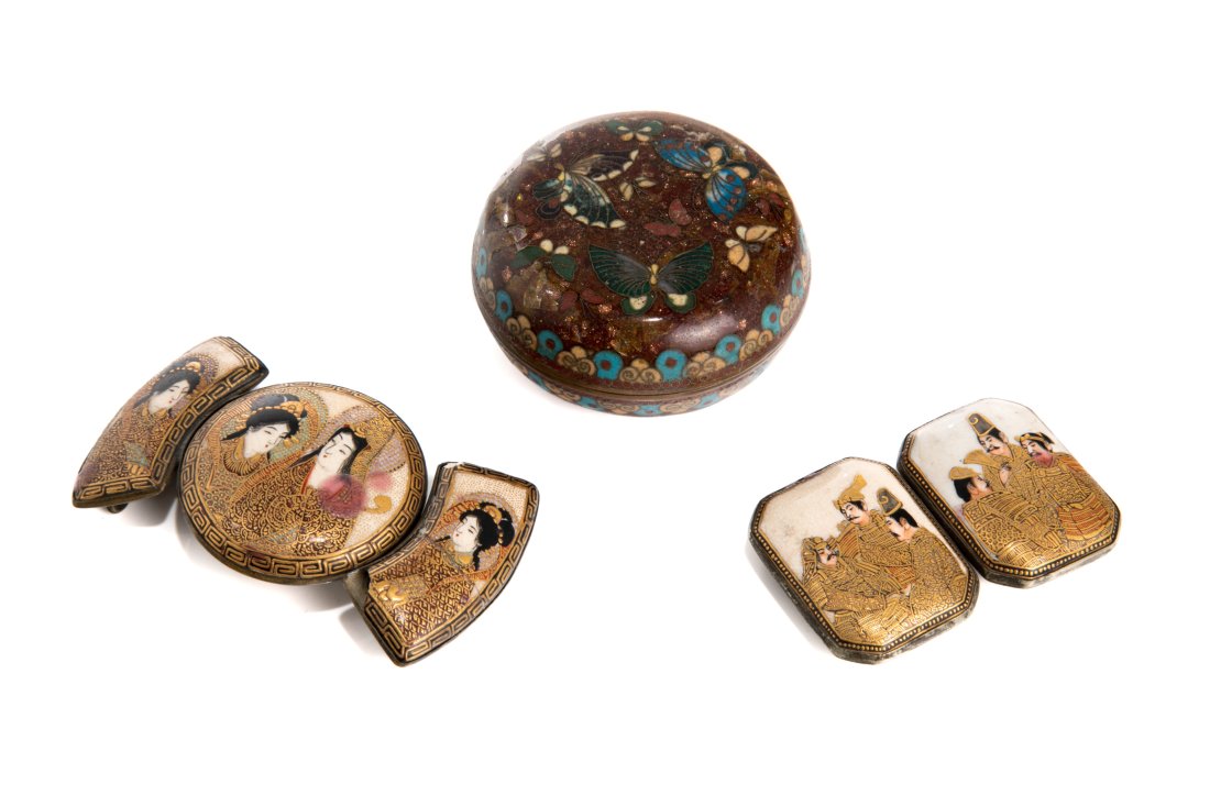 JAPANESE SATSUMA  BELT BUCKLES & CLOISONNE BOX (1 of 2)