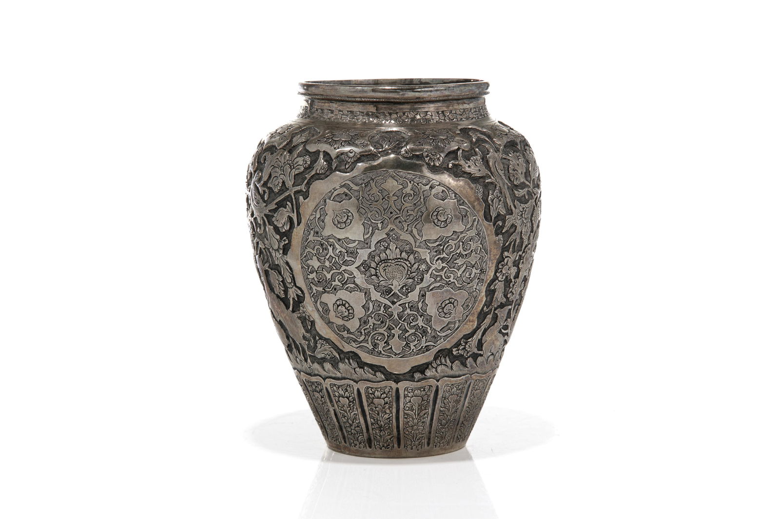 IRANIAN SILVER VASE, 316g (1 of 4)