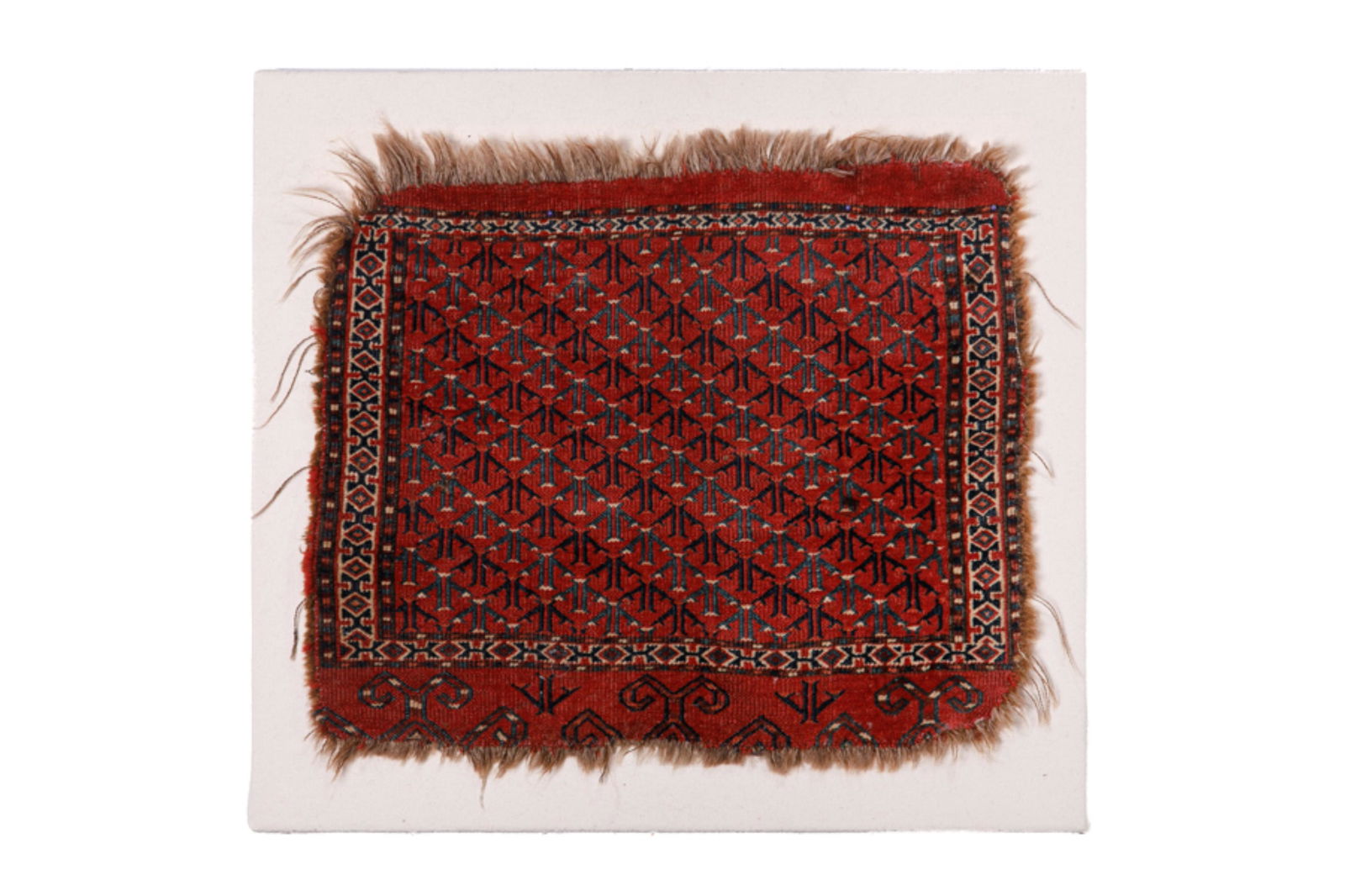 ANTIQUE PILED YOMUD KHORDJIN FACE (1 of 4)