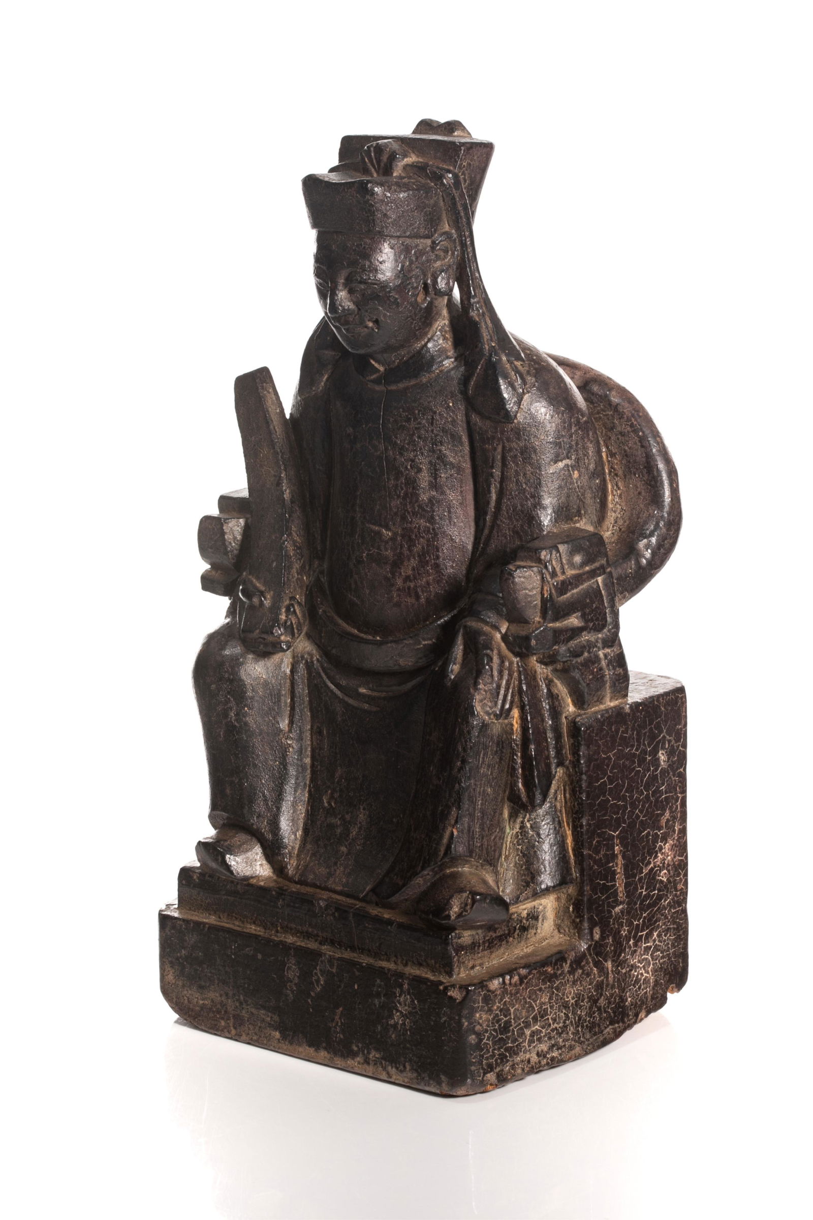 A CHINESE MING WOOD CARVED OFFICIAL STATUE (1 of 5)